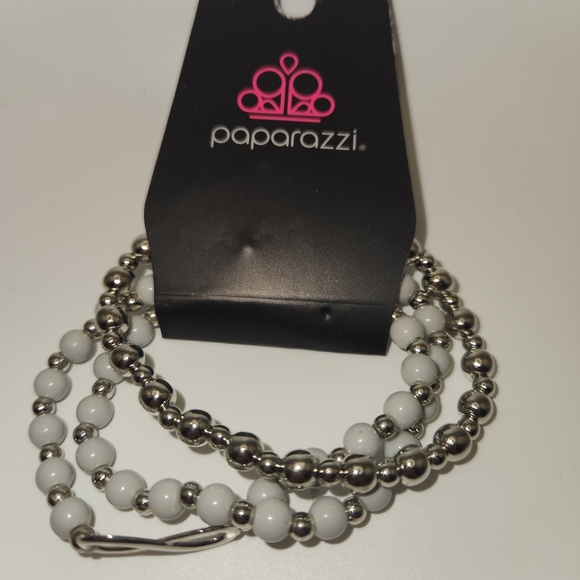 paparazzi Jewelry - Paparazzi Silver and White Beaded Bracelet